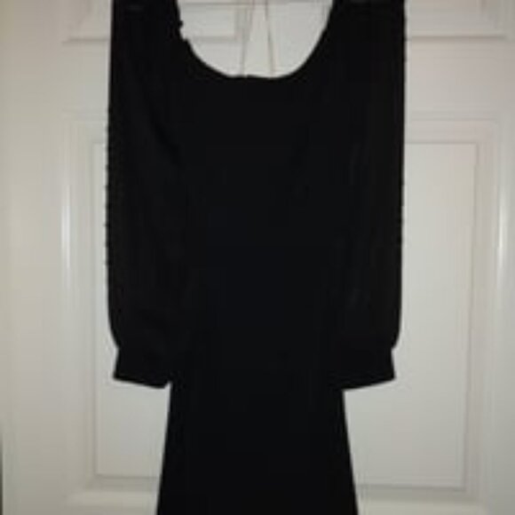 Doll size 1x black dress - Picture 1 of 3